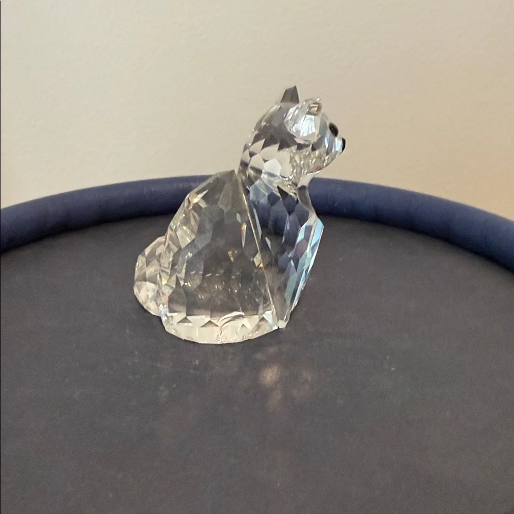 Swarovski Sitting Cat ~ Retired